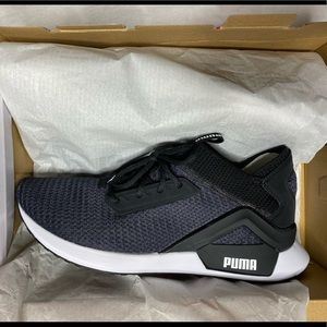 Rogue Men's running shoes